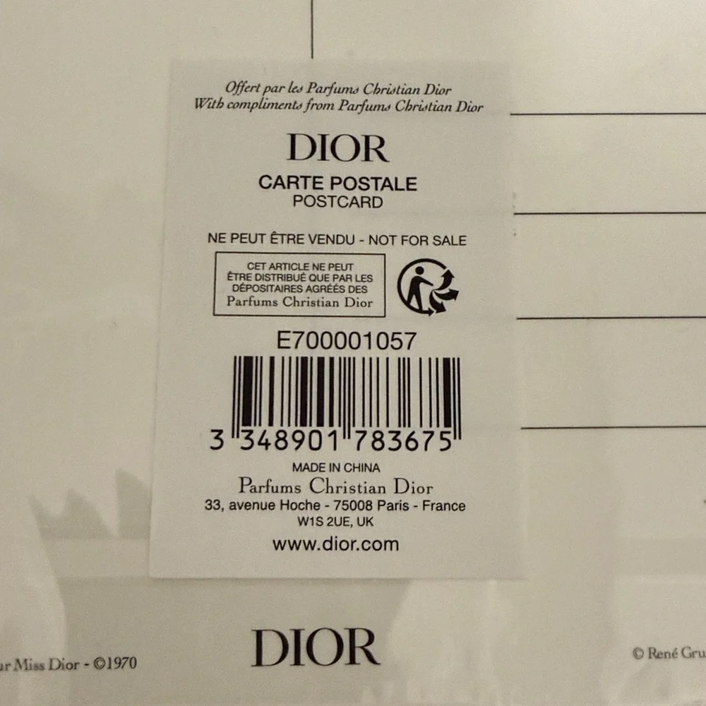NWOT Christian Dior Beaute’ Canvas Drawstring Pouch with (6) Miss Dior Postcards